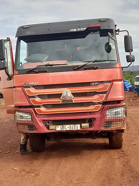 Heavy Duty Sinotruk Howo Dump Truck for Sale 