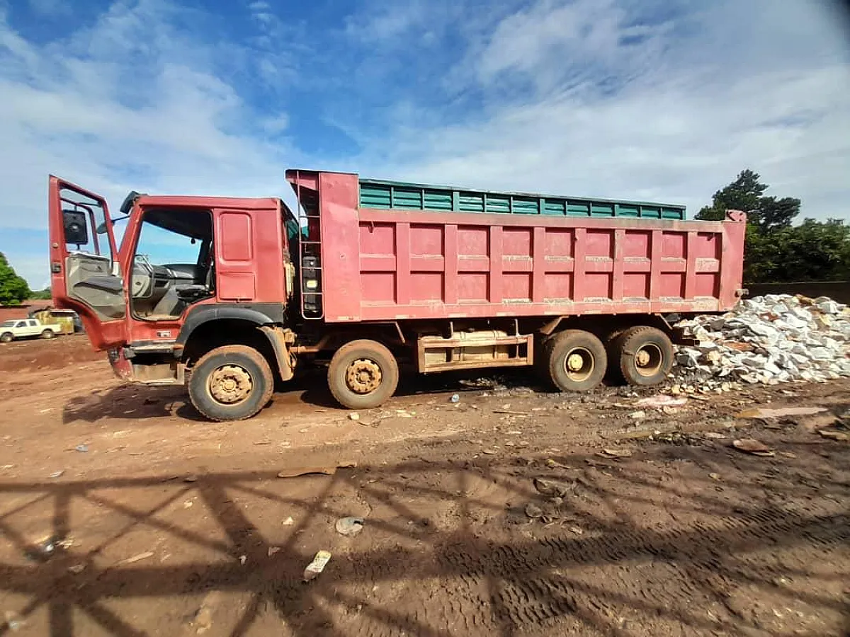 Heavy Duty Sinotruk Howo Dump Truck for Sale Image